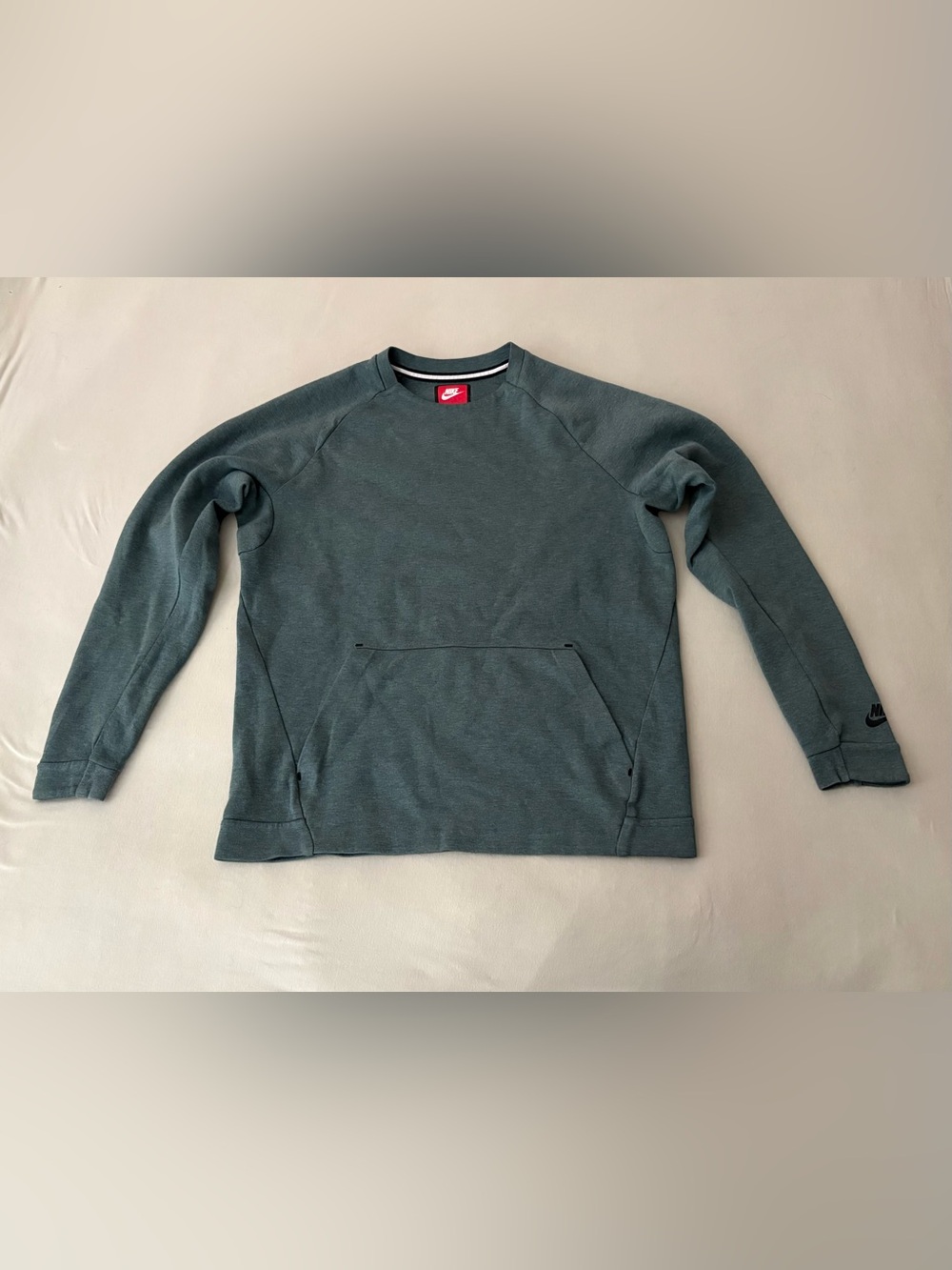 Nike Tech Men's Crewneck Sweatshirt in Forest Green